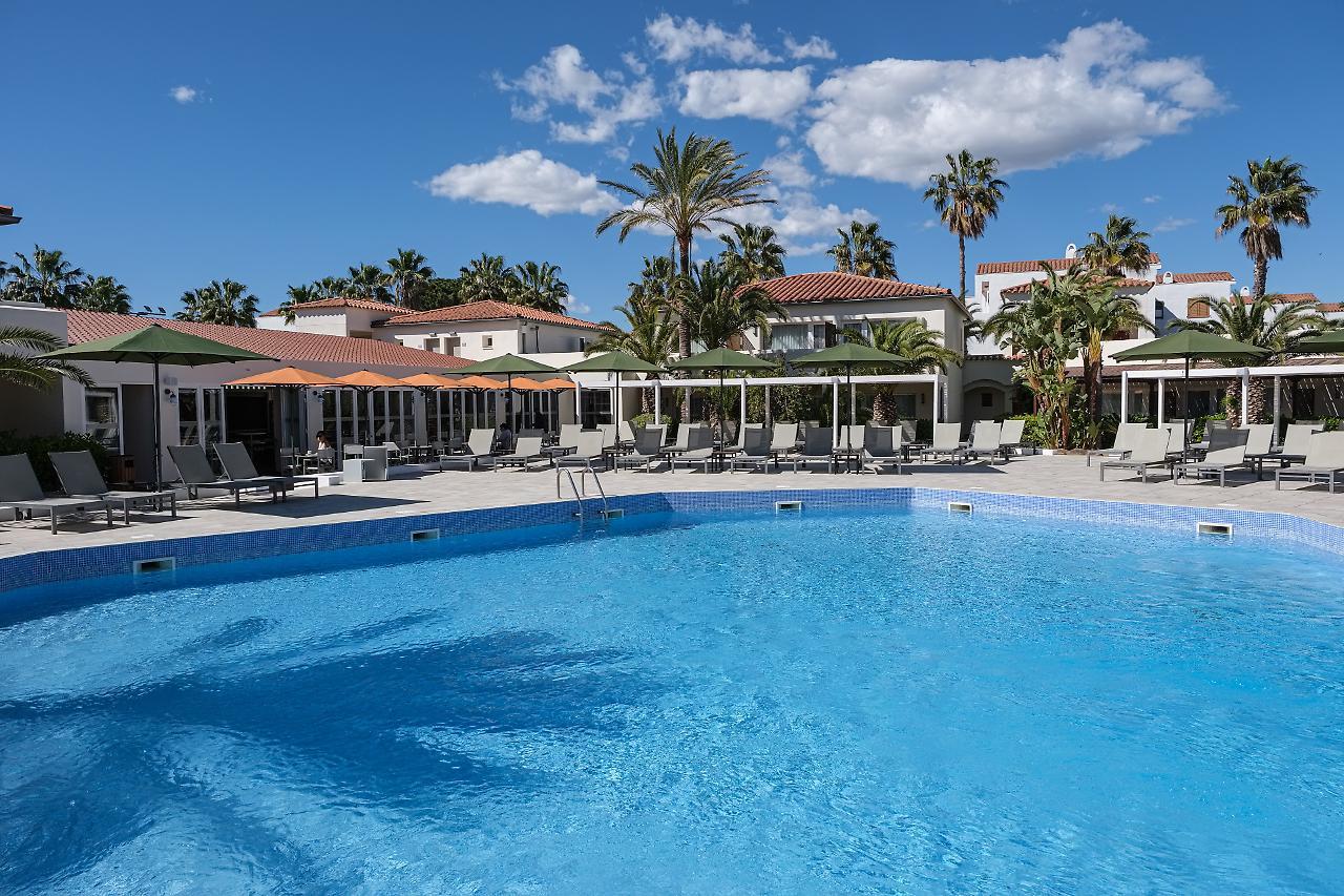 Oassium Hotel At Estival Park La Pineda Exterior photo